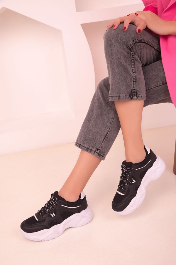 Soho Soho Black and White Women's Sneakers 18240