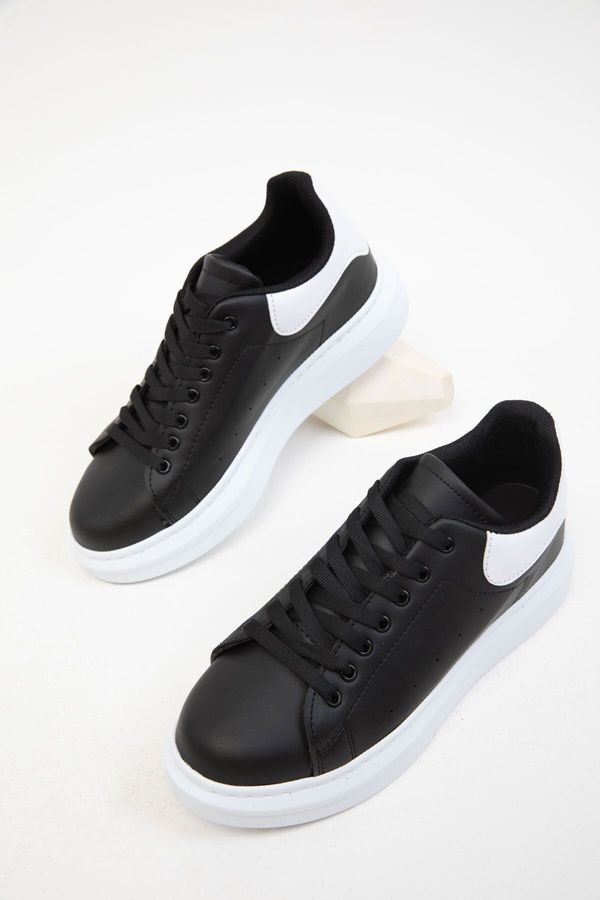 Soho Soho Black-White Patent Leather Women's Sneaker 19845