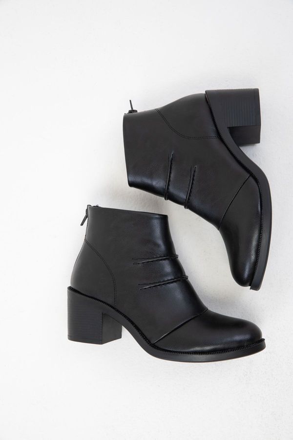 Soho Soho Black Women's Boots & Bootie 20052