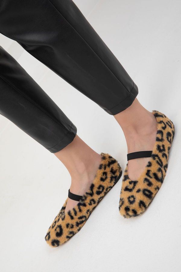 Soho Soho Leopard Women's Ballerina 20016