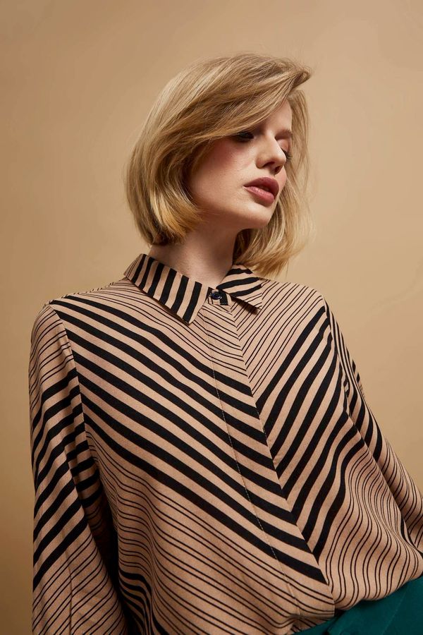 Moodo Striped shirt