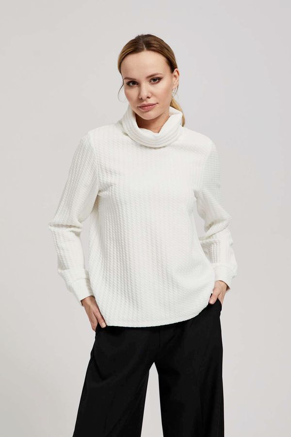 Moodo Sweatshirt with a wide turtleneck