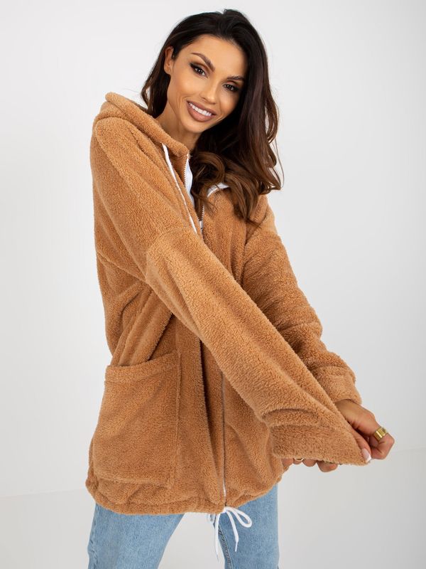 Fashionhunters Sweatshirt with camel bear with zipper loose cut RUE PARIS