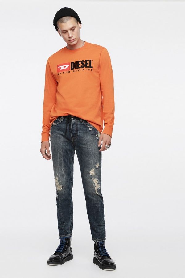 Diesel T-shirt - Diesel T JUSTLSDIVISION TSHIRT orange