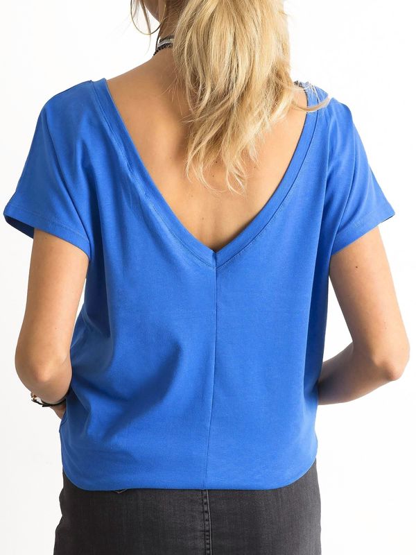 Fashionhunters T-shirt with neck at the back in blue