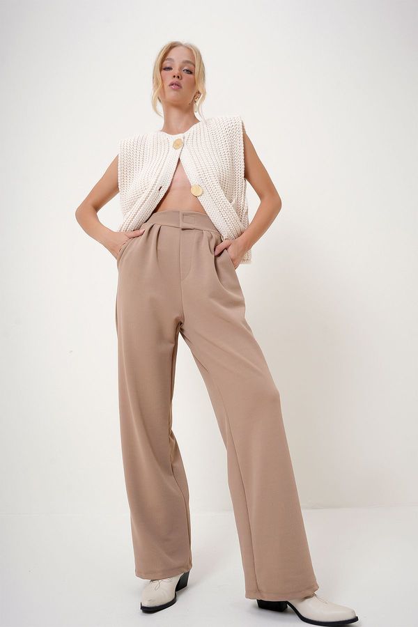 Trend Alaçatı Stili Trend Alaçatı Stili Women's Biscuit High Waist Double Pocket Pleated Velcro Palazzo Trousers