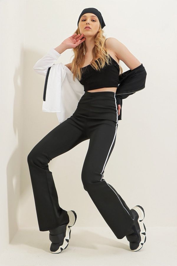 Trend Alaçatı Stili Trend Alaçatı Stili Women's Black High Waist Skuba Fabric Trousers with Piping on the Sides