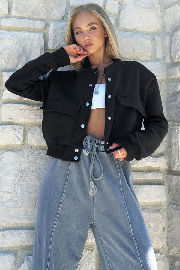 Trend Alaçatı Stili Trend Alaçatı Stili Women's Black Snap Closure Double Pocket Inner Raising Crop Jacket