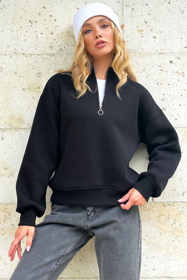 Trend Alaçatı Stili Trend Alaçatı Stili Women's Black Stand Collar Zippered Inside Raised 3 Thread Crop Sweatshirt