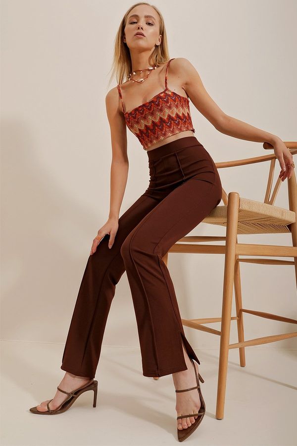 Trend Alaçatı Stili Trend Alaçatı Stili Women's Brown High Waist Lycra Pants with Grass and Slit in the Front