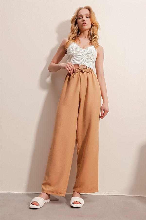 Trend Alaçatı Stili Trend Alaçatı Stili Women's Cinnamon Elastic Waist Comfort Fit Aerobin Trousers