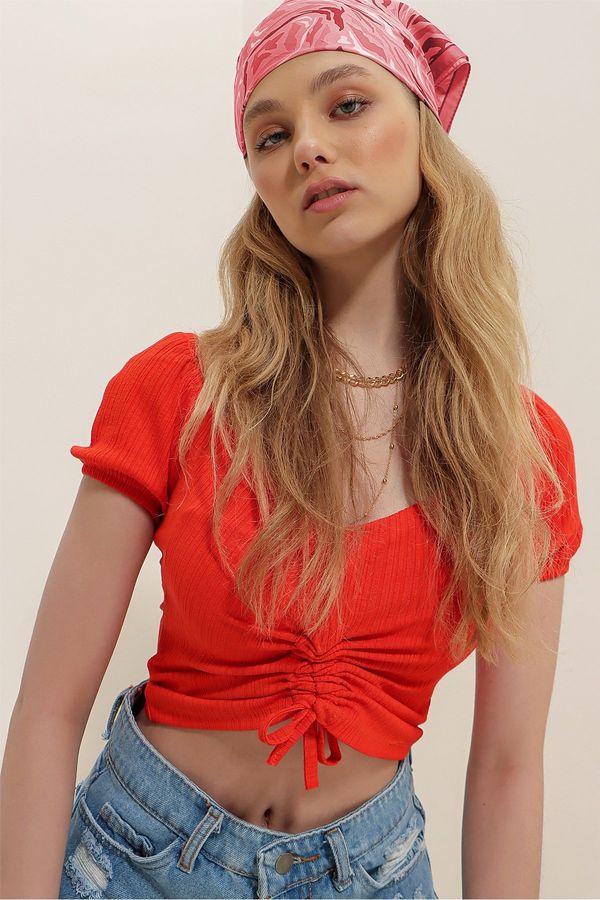 Trend Alaçatı Stili Trend Alaçatı Stili Women's Coral V-Neck Gathered Short Sleeve Crop Blouse