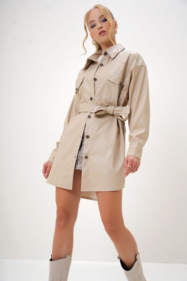 Trend Alaçatı Stili Trend Alaçatı Stili Women's Cream Double Pocketed Waist Belted Faux Leather Jacket Shirt