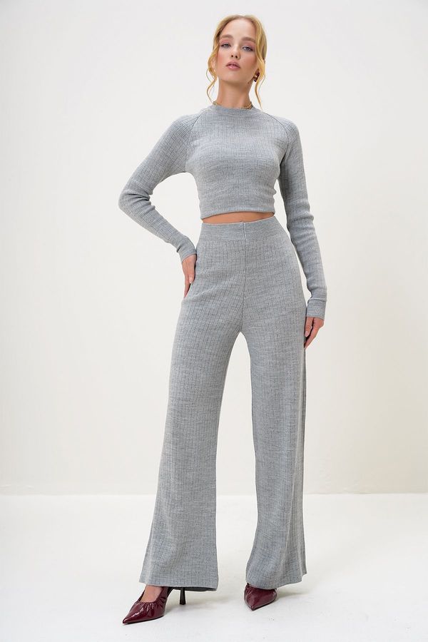 Trend Alaçatı Stili Trend Alaçatı Stili Women's Gray Crew Neck Knitwear Crop Blouse and Palazzo Pants Set