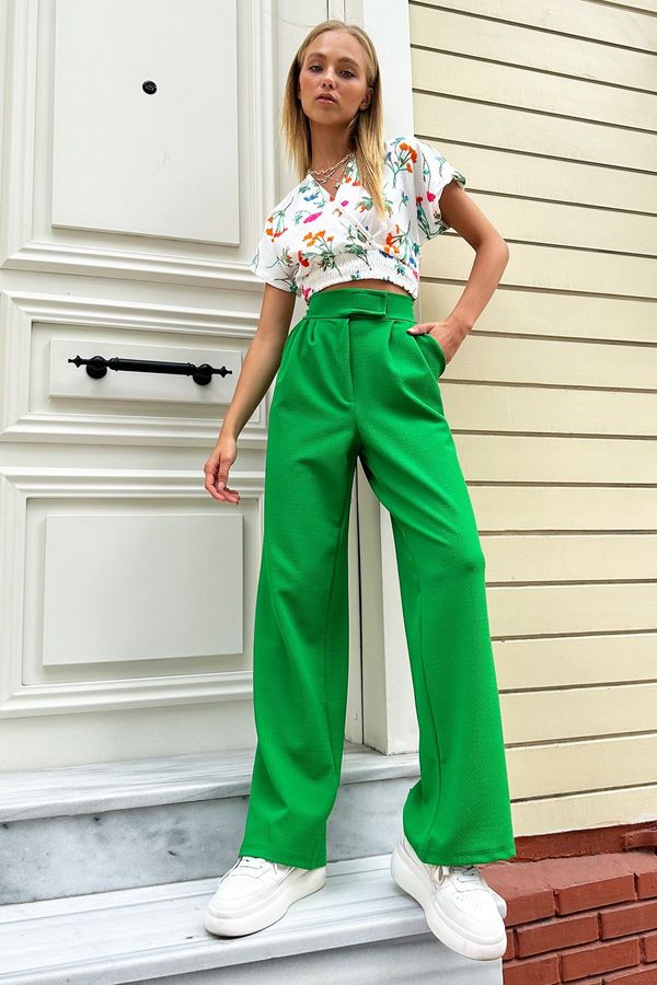 Trend Alaçatı Stili Trend Alaçatı Stili Women's Green High Waist Double Pocket Pleated Snap Closure Palazzo Pants