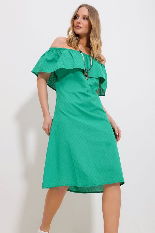 Trend Alaçatı Stili Trend Alaçatı Stili Women's Green Madonna Collar Self Patterned Woven Dress