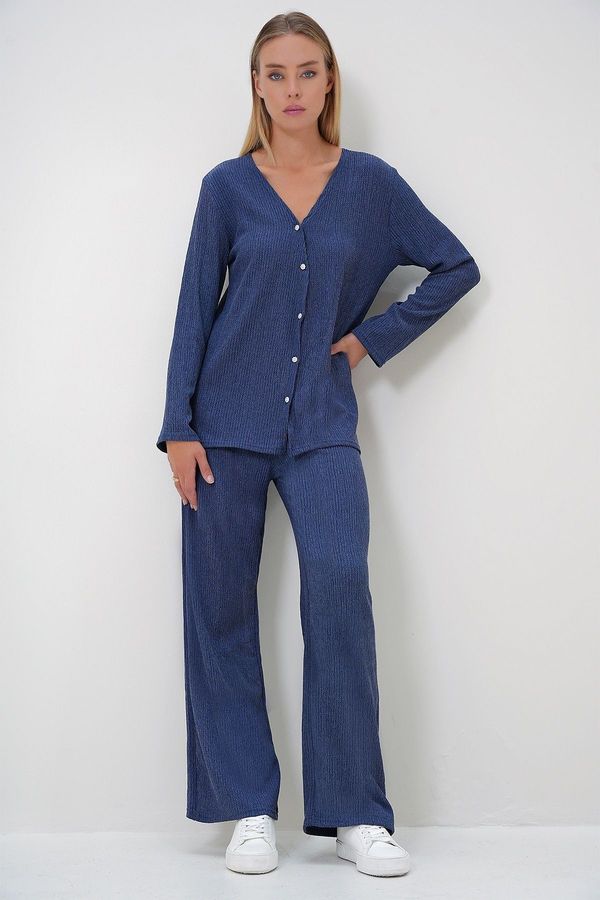 Trend Alaçatı Stili Trend Alaçatı Stili Women's Indigo V Neck Stone Buttoned Cardigan and Trousers Bottom Top Set