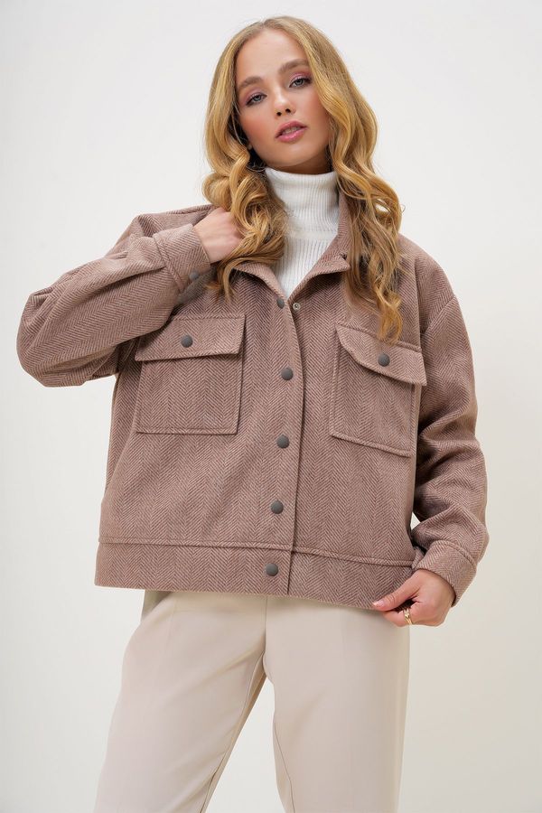 Trend Alaçatı Stili Trend Alaçatı Stili Women's Milk Coffee Lined Double Pocket Cashmere Jacket