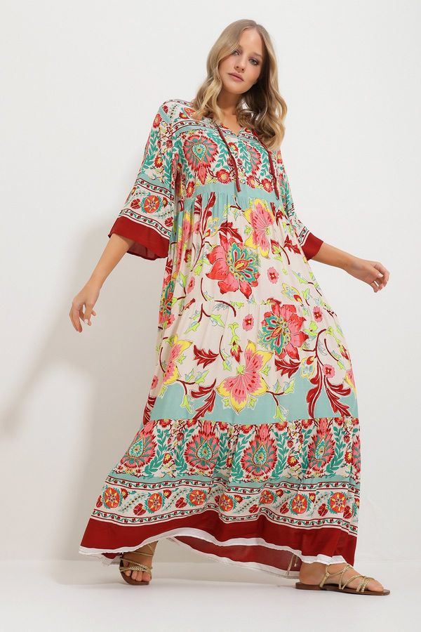 Trend Alaçatı Stili Trend Alaçatı Stili Women's Mint Front Lace Patterned Woven Viscose Dress