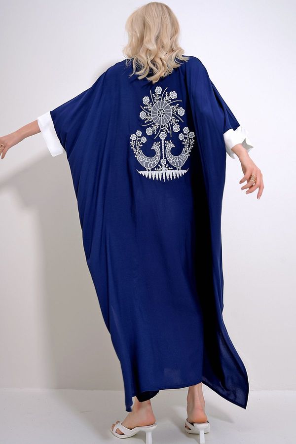 Trend Alaçatı Stili Trend Alaçatı Stili Women's Navy Blue Full Collar Back Embroidered Bat Sleeve Maxiboy Woven Dress