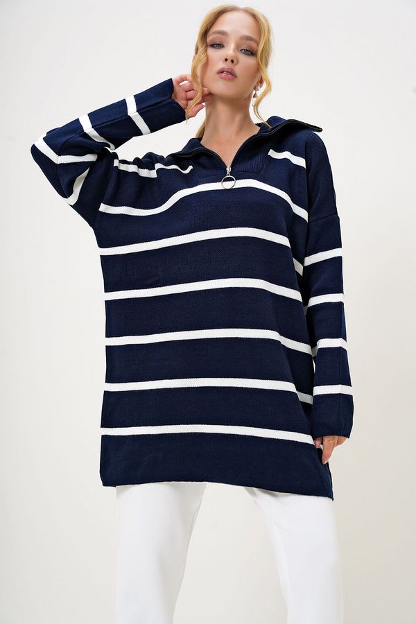 Trend Alaçatı Stili Trend Alaçatı Stili Women's Navy Blue Turtleneck Zipper Detailed Striped Knitwear Tunic