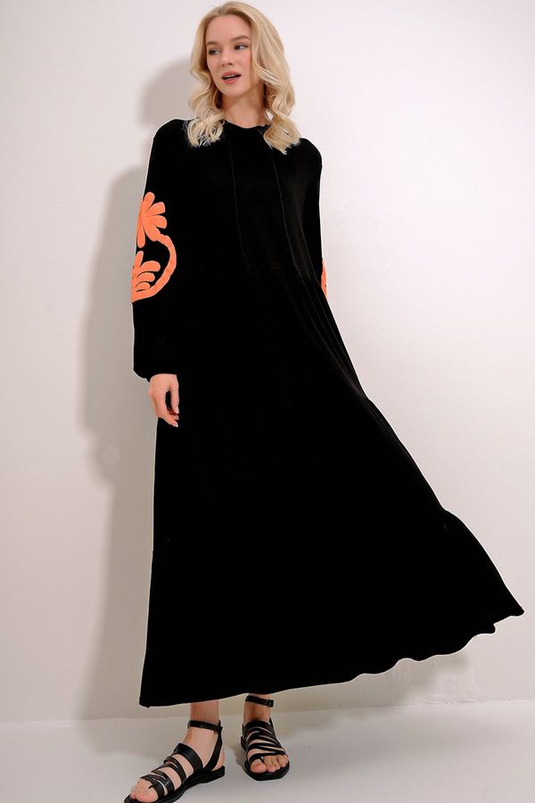 Trend Alaçatı Stili Trend Alaçatı Stili Women's Orange-Black Prevailing Collar Sleeves Flock Printed Layered Flounced Viscose Dress