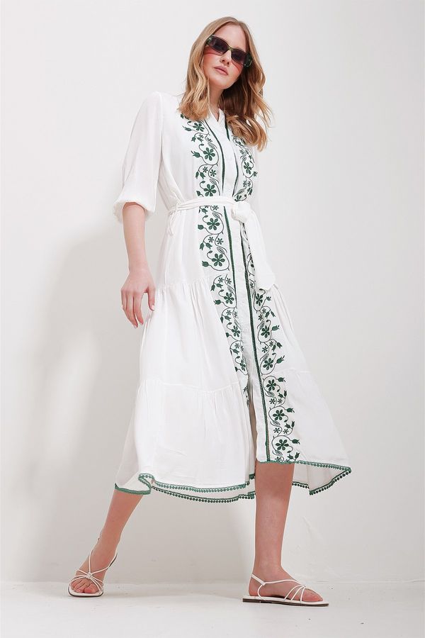Trend Alaçatı Stili Trend Alaçatı Stili Women's White Large Collar Front Buttoned Skirt Frilly Maxi Length Embroidered Dress