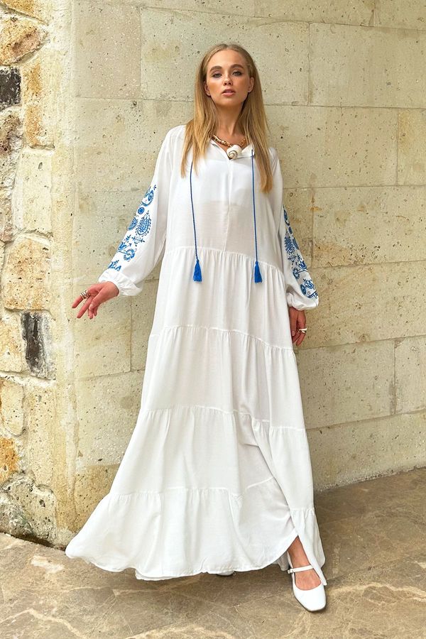 Trend Alaçatı Stili Trend Alaçatı Stili Women's White Prevailing Collar Sleeves Embroidered Layered Flounced Woven Viscose Dress