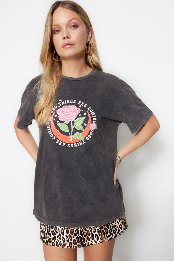 Trendyol Trendyol Anthracite 100% Cotton Faded Effect Printed Boyfriend Crew Neck Knitted T-Shirt