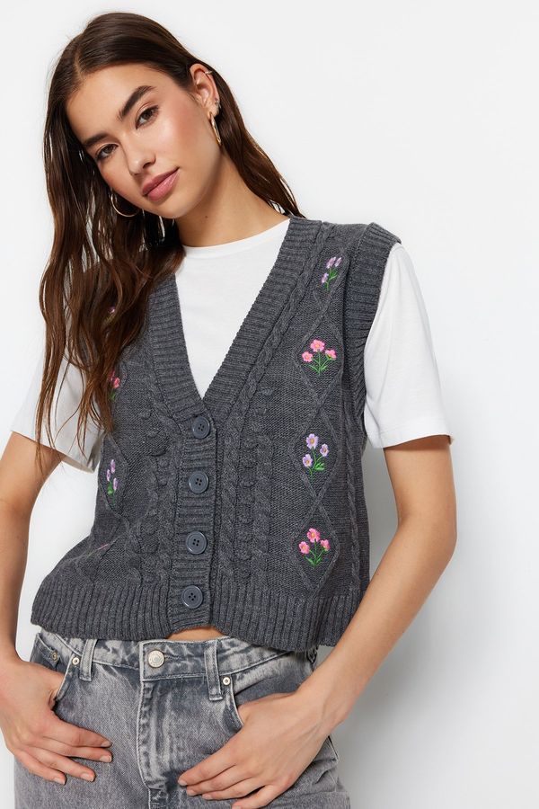 Trendyol Trendyol Anthracite Floral Embroidery Detailed Knit Vest