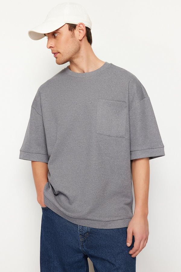 Trendyol Trendyol Anthracite Oversize Pocketed Textured Cotton T-Shirt