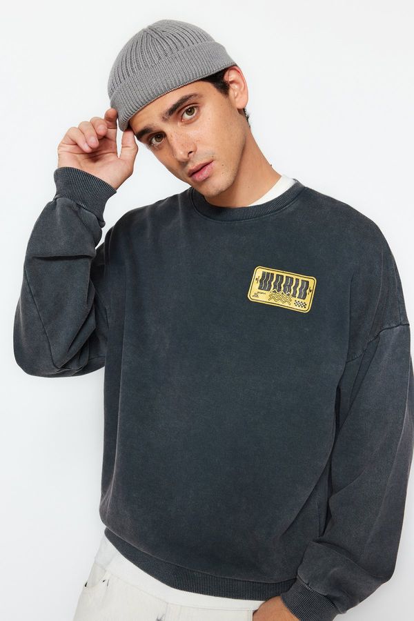 Trendyol Trendyol Anthracite Oversize Wash Effect Back Printed Sweatshirt