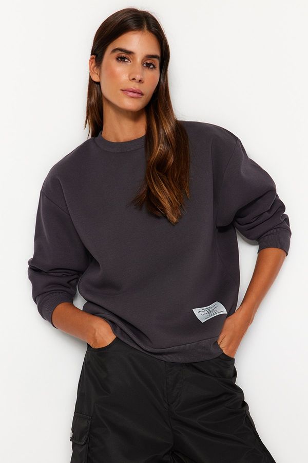 Trendyol Trendyol Anthracite Thick Fleece Label Detail Regular/Normal Fit Knitted Sweatshirt