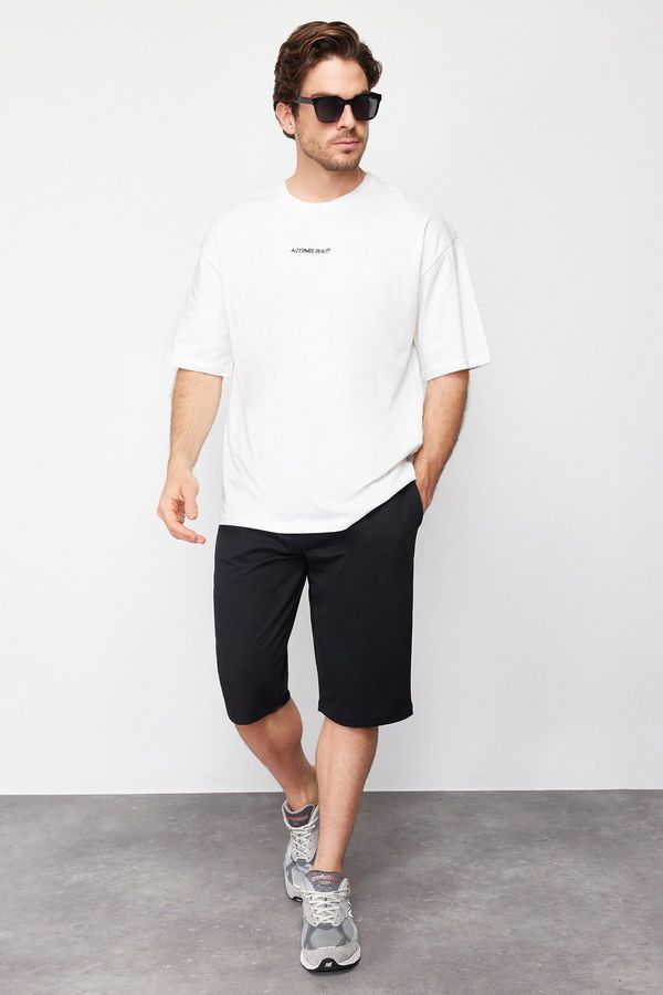 Trendyol Trendyol Basic Black Regular/Regular Fit Long Length Elastic Waist Cord Shorts