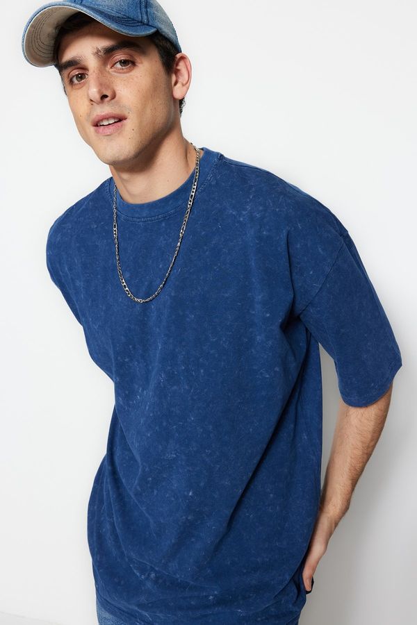 Trendyol Trendyol Basic Oversize/Wide-Fit Crew Neck Faded/Faded Effect 1 Cotton T-Shirt