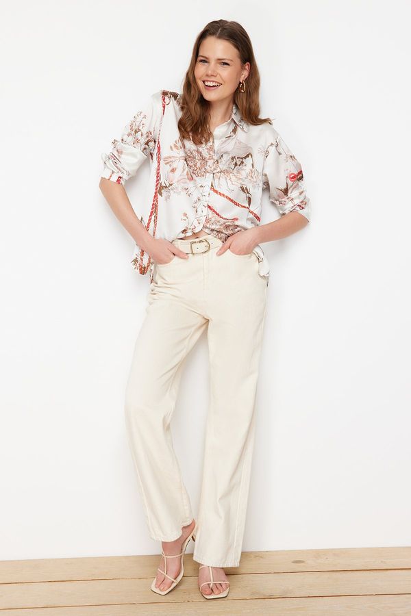 Trendyol Trendyol Beige Floral Print Premium Oversize/Creature Satin Woven Shirt