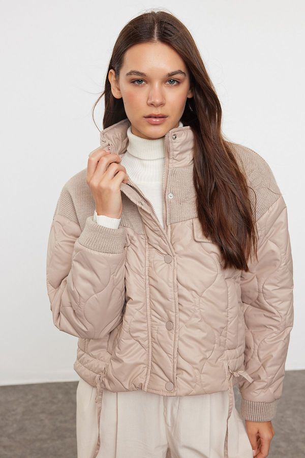 Trendyol Trendyol Beige Oversize Knitwear Detailed Quilted Puffer Coat