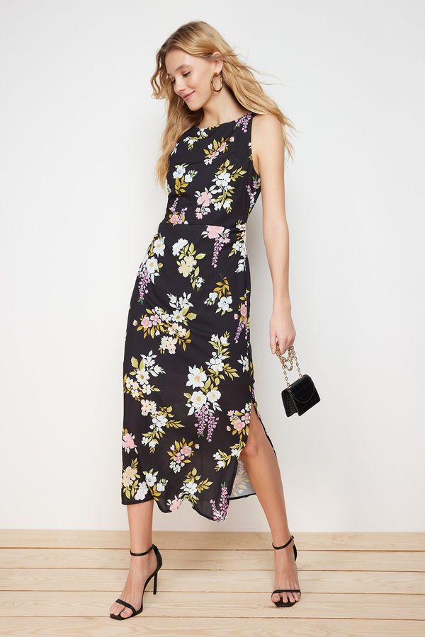 Trendyol Trendyol Black A-Line Floral Midi Woven Dress