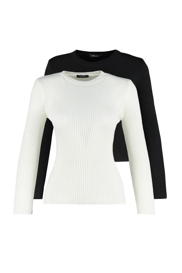 Trendyol Trendyol Black and White 2-Piece Knitwear Sweater
