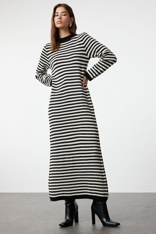 Trendyol Trendyol Black and White Striped Long Knitwear Dress