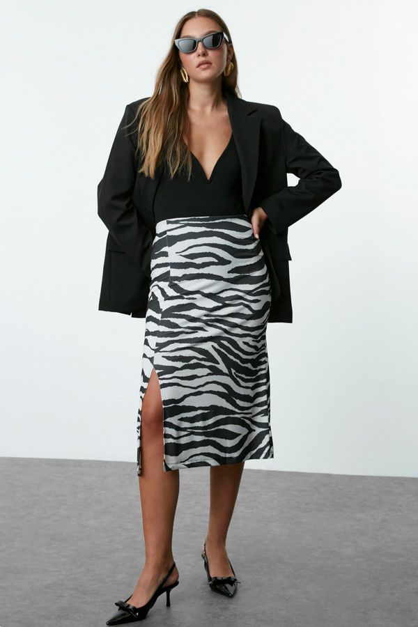 Trendyol Trendyol Black Animal Printed Stretch Pencil Skirt