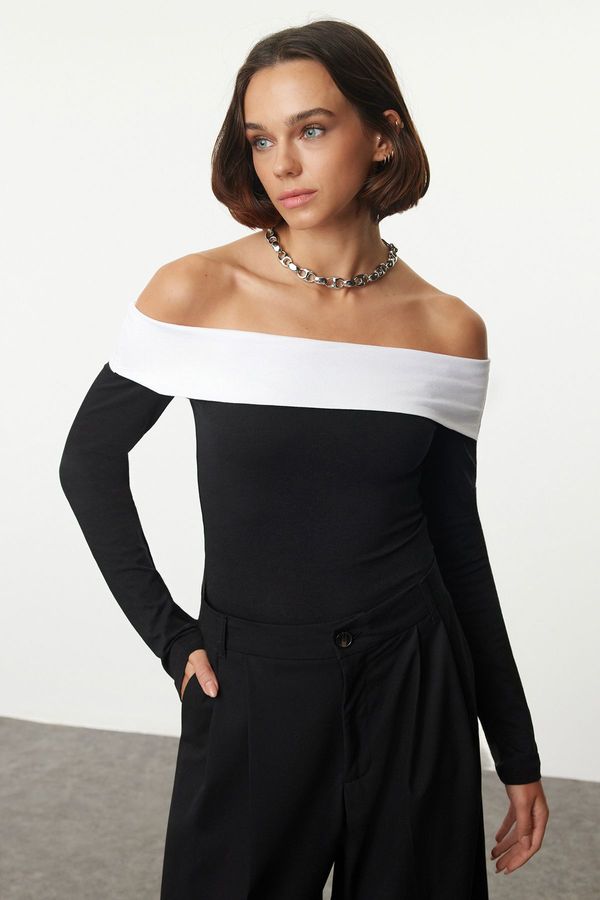 Trendyol Trendyol Black Black-White Cotton Color Blocked Carmen Collar Crop/Short Knitted Blouse