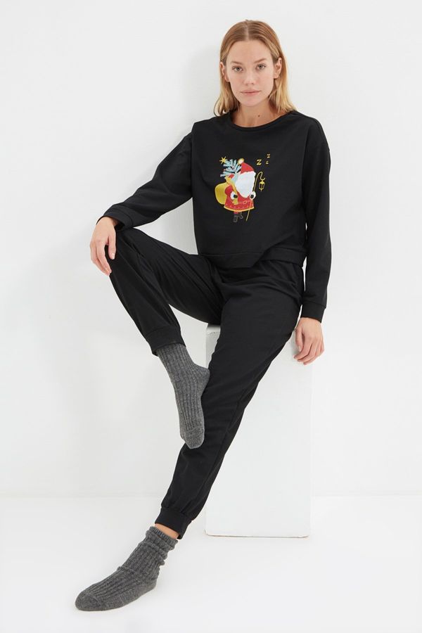Trendyol Trendyol Black Christmas Themed Knitted Pajamas Set