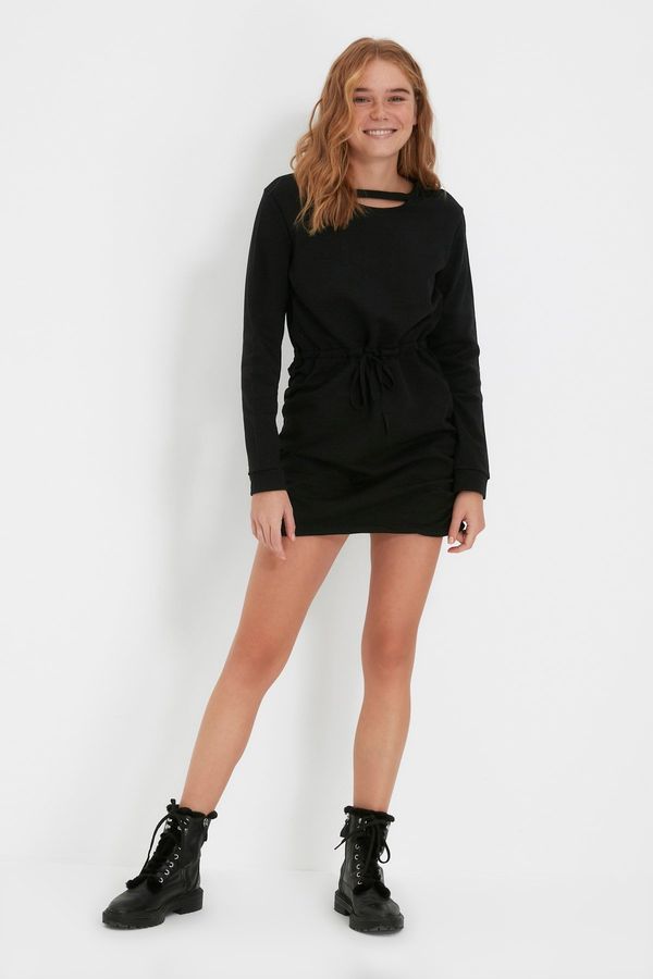 Trendyol Trendyol Black Collar Detailed Sharon Sweatshirt Dress