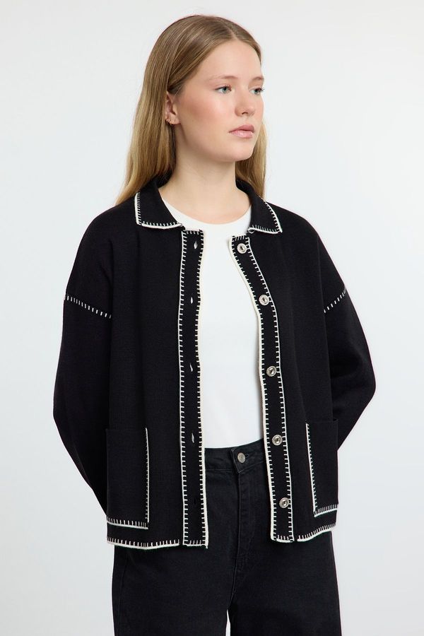 Trendyol Trendyol Black Color Block Polo Neck Knitted Cardigan