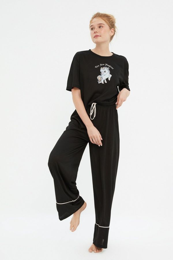 Trendyol Trendyol Black Cotton Printed T-shirt-Pants Knitted Pajama Set