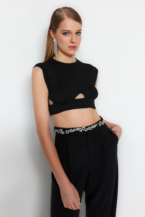 Trendyol Trendyol Black Crop Knitwear Blouse with Window/Cut Out Detail