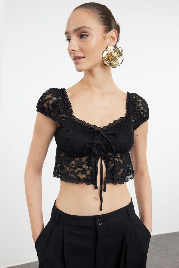 Trendyol Trendyol Black Crop Lace Knitted Bustier