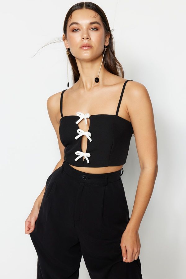 Trendyol Trendyol Black Crop Lined Woven Window/Cut Out Detailed Bustier