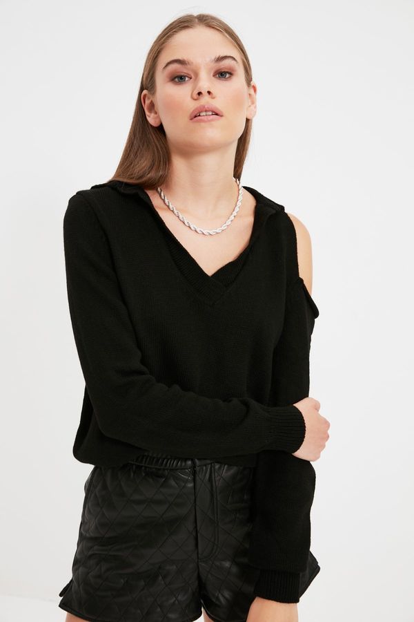 Trendyol Trendyol Black Cut Out Detailed Knitwear Sweater